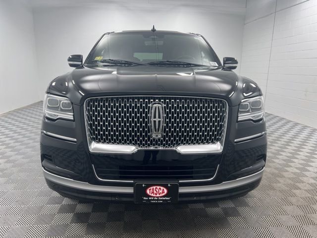 Used 2023 Black Lincoln L Reserve image 3