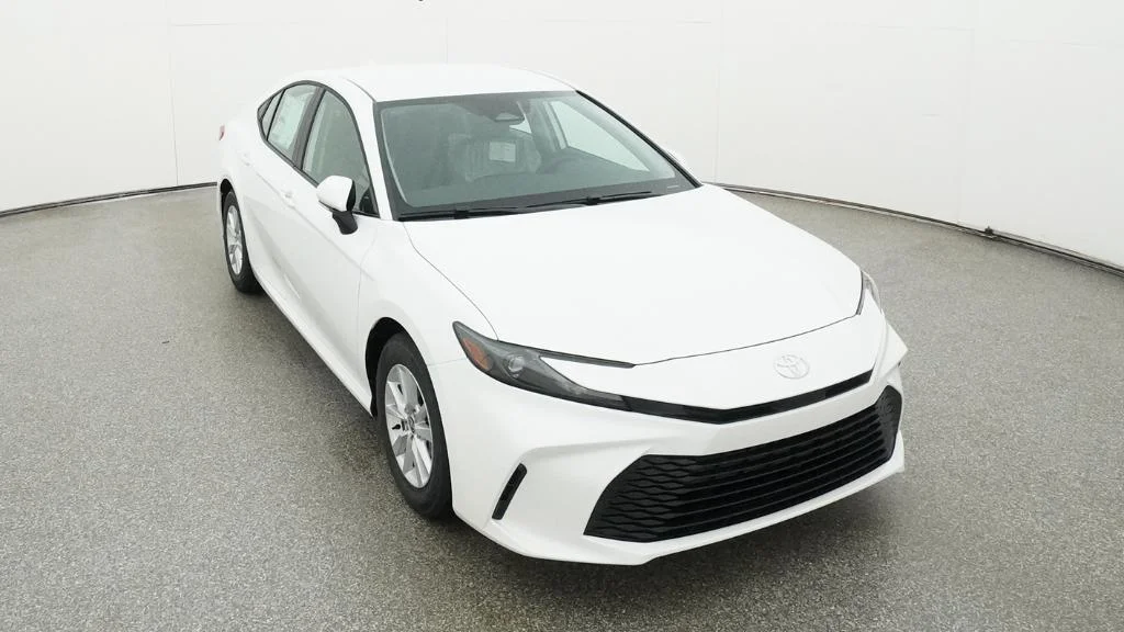 New 2026 Ice Cap Toyota LE image 22