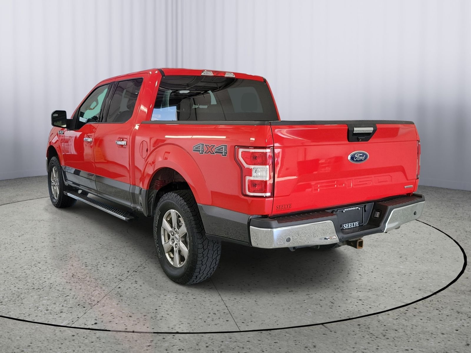 Used 2018 Black Ford XLT image 3