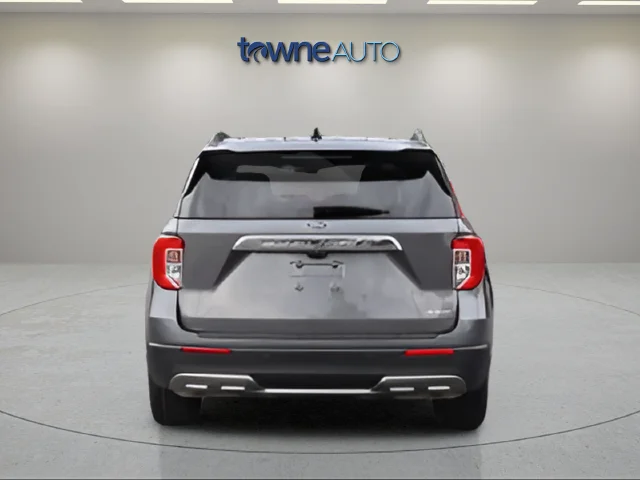 Certified Used 2023 Gray Ford XLT image 6