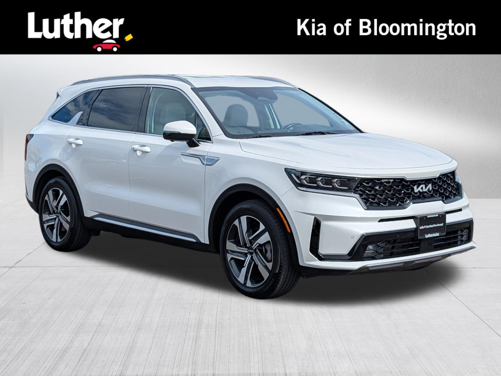 Certified Used 2023 Snow White Pearl Kia SX Prestige image 1