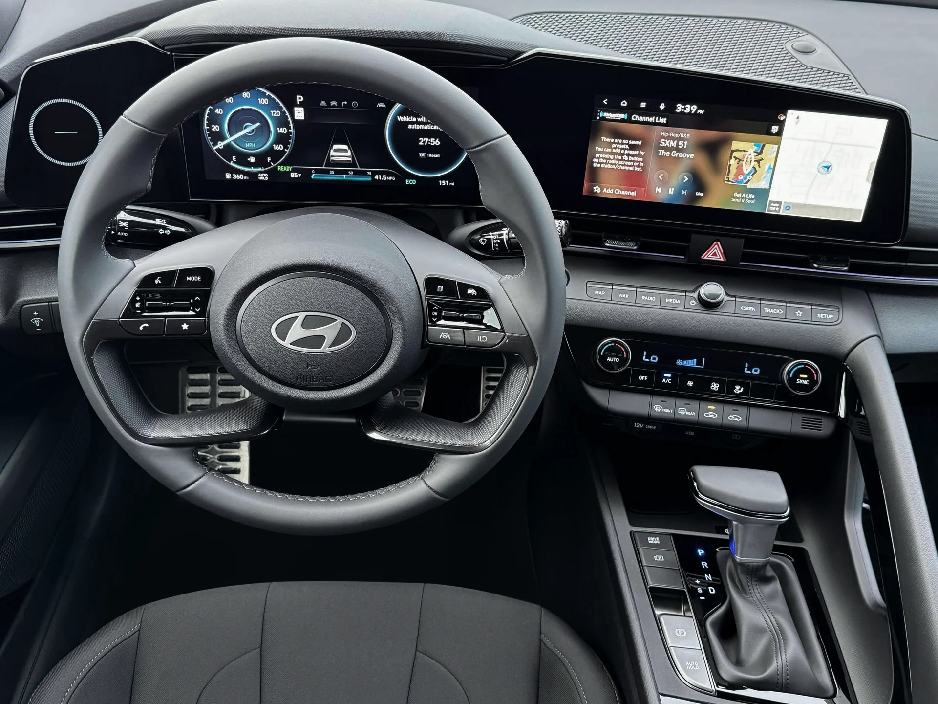 2025 Hyundai Elantra Blue - Photo 17