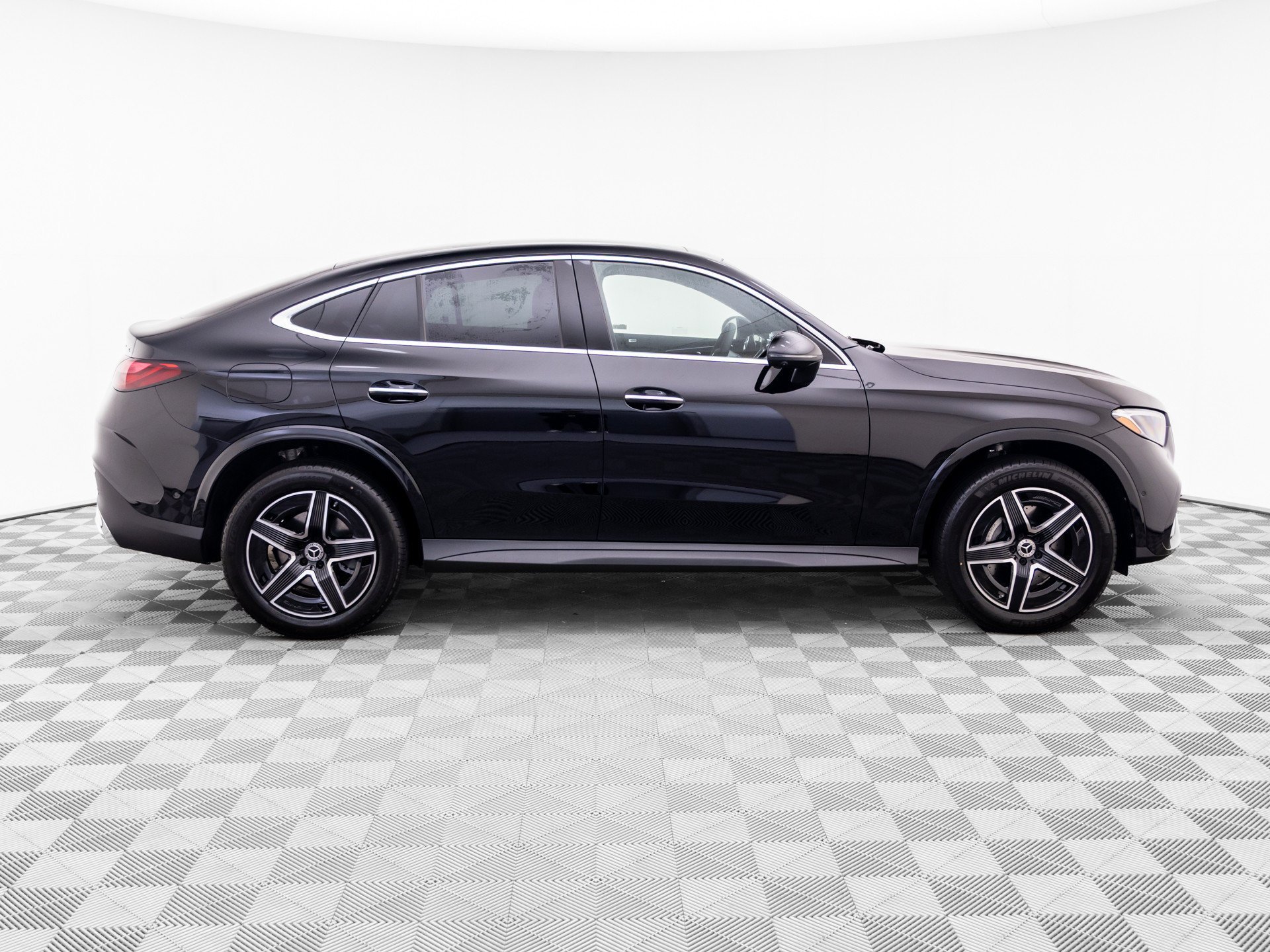 New 2027 Black Mercedes-Benz GLC 300 Coupe image 45