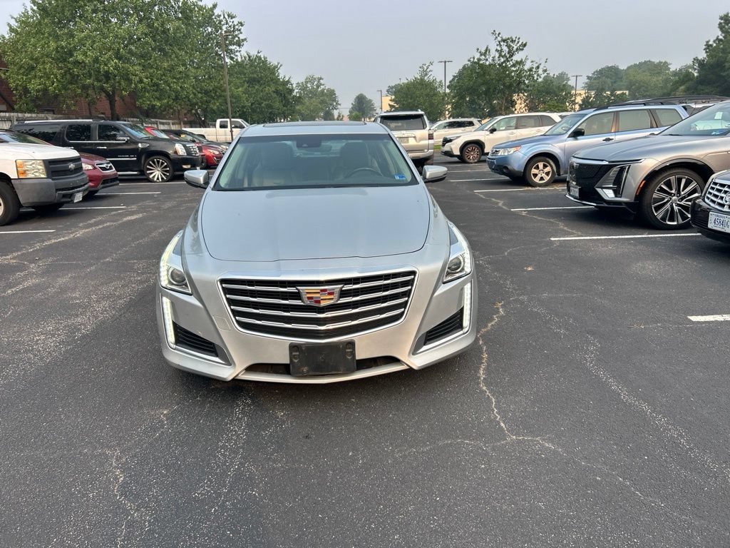 Used 2019 RADIANT SILVER METALLIC Cadillac Luxury RWD image 8