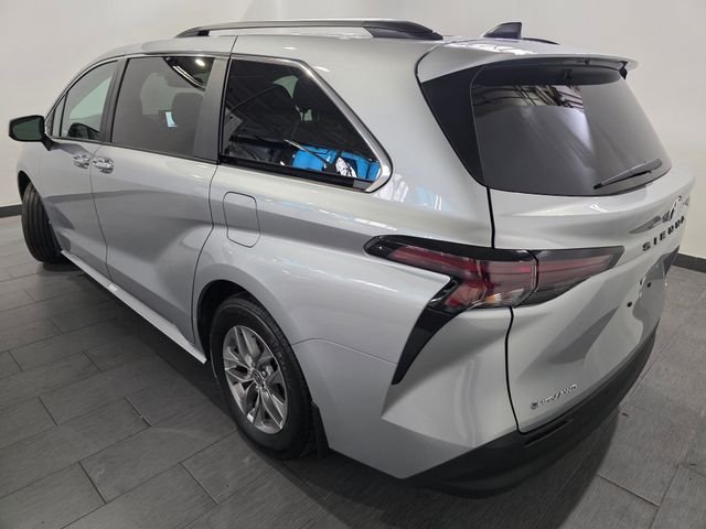 Used 2025 Silver Toyota XLE image 3