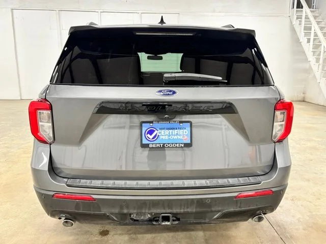 Used 2023 Gray Ford ST-Line image 6