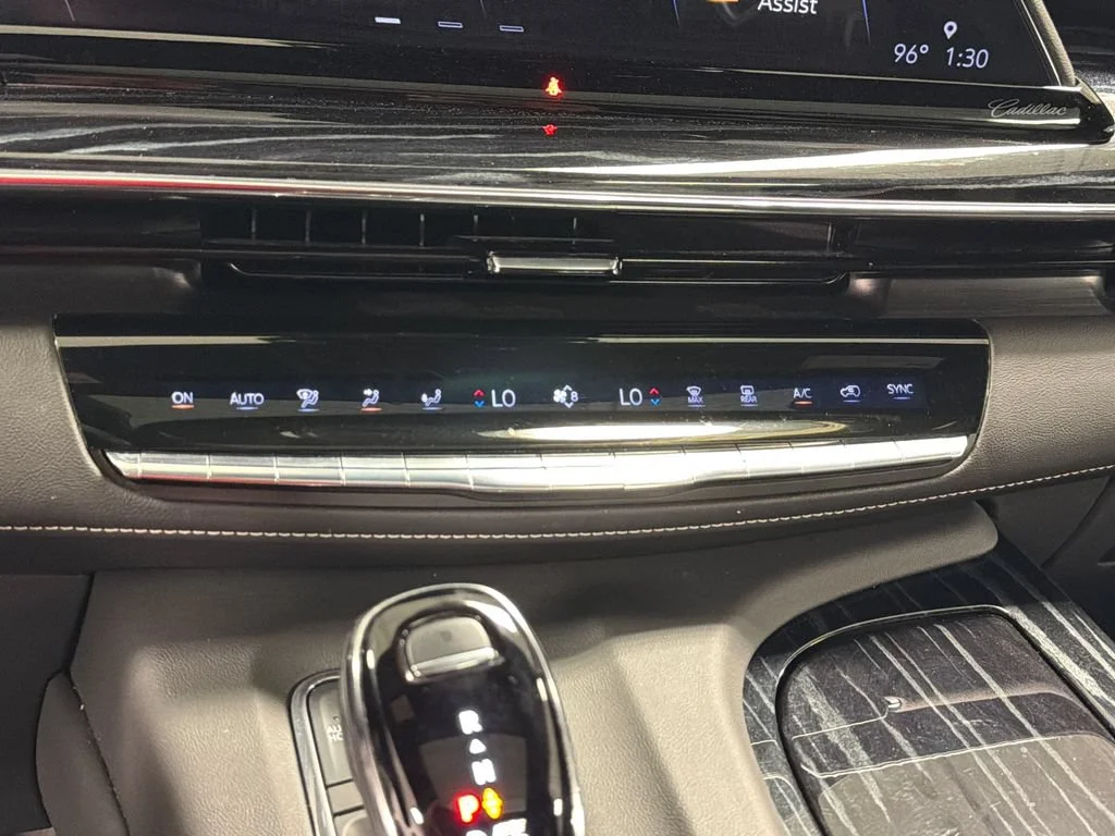 2023 Cadillac Escalade Sport - Photo 42