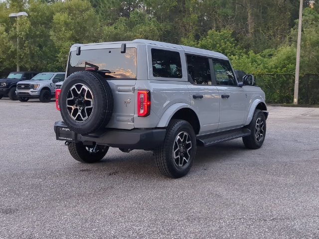 New 2026 Avalanche Gray Ford Outer Banks® image 105