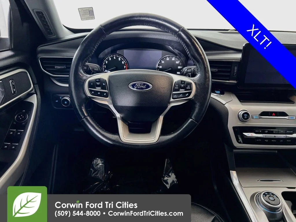 Used 2020 Silver Ford XLT image 26