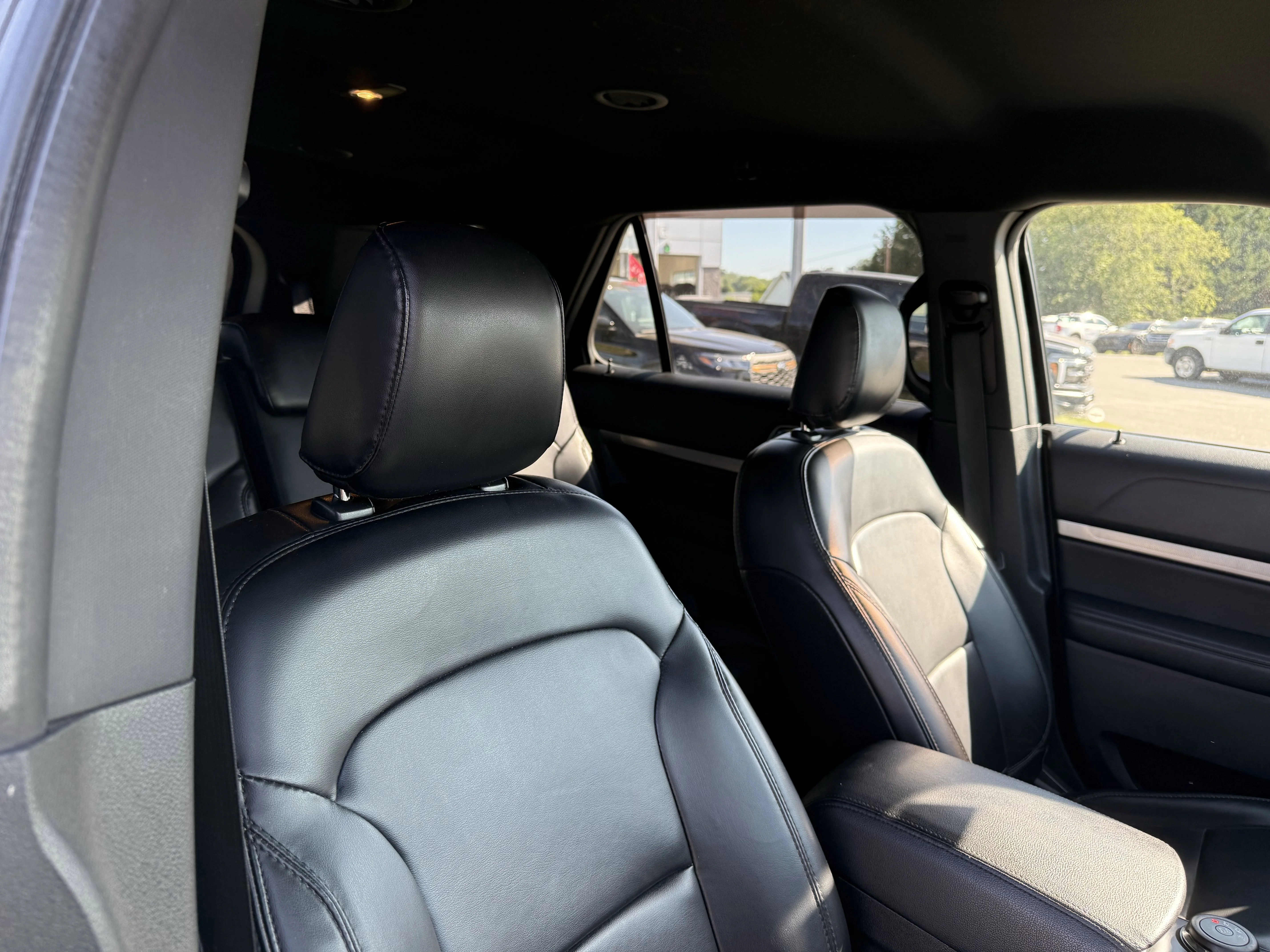 Used 2019 Magnetic Ford XLT image 41