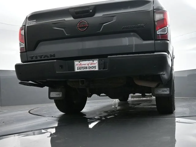 2024 Nissan Titan PRO-4X - Photo 30