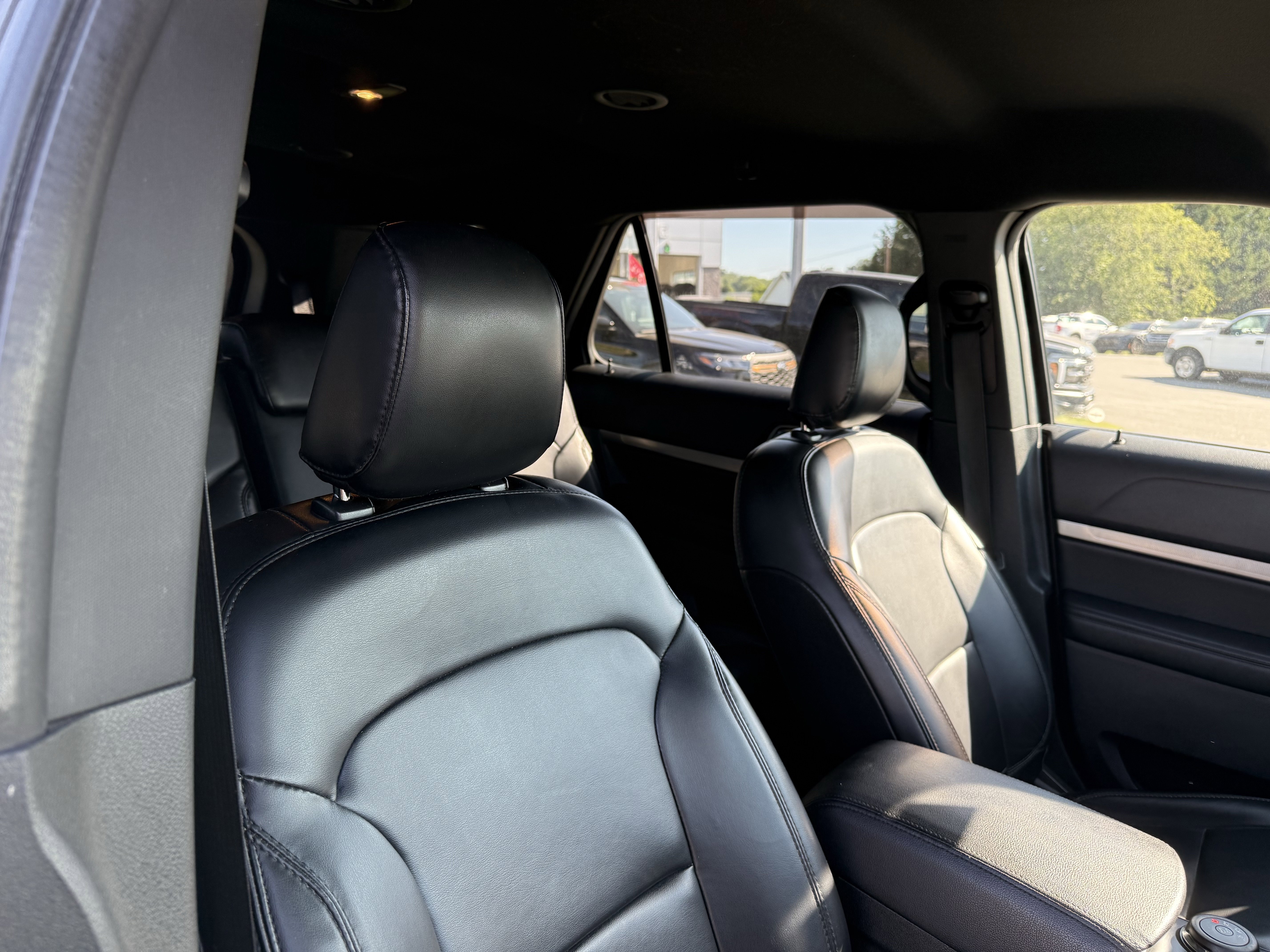 Used 2019 Magnetic Ford XLT image 41