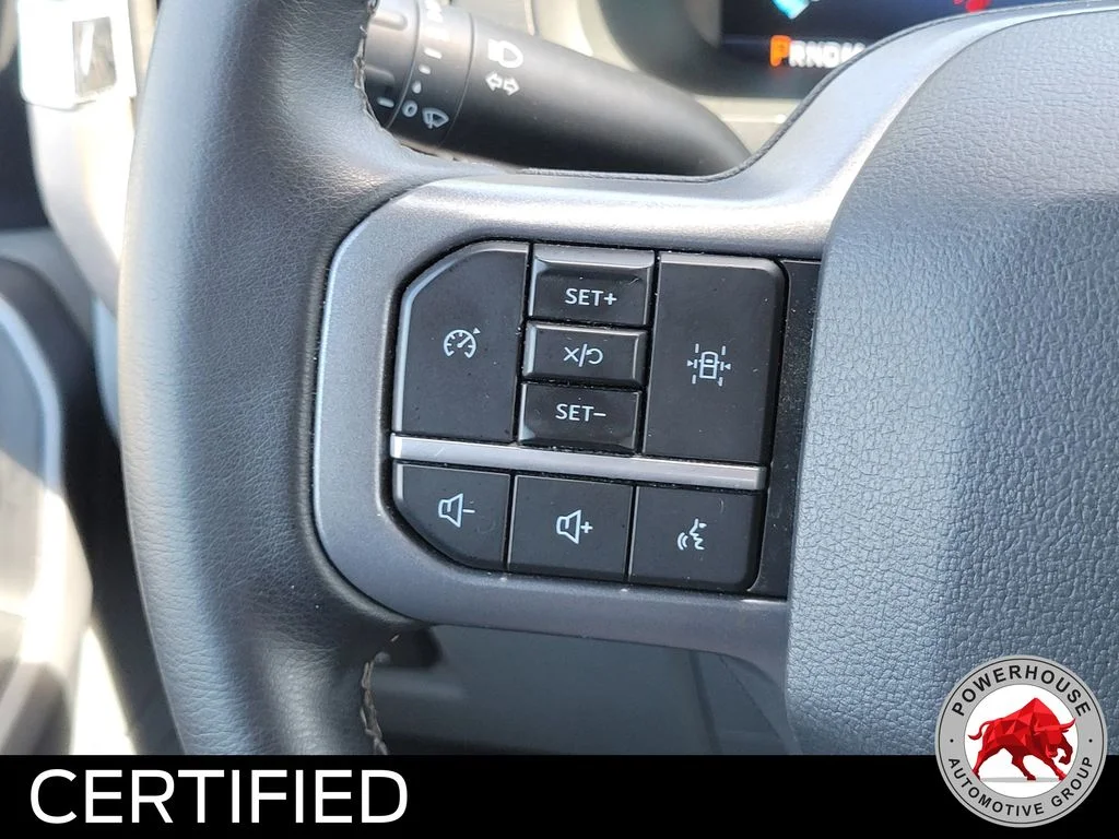 Used 2025 Blue Ford XLT image 28