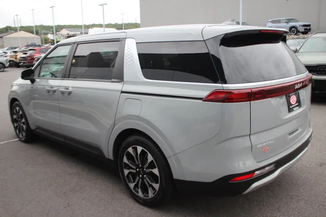 Used 2024 White Kia EX image 29