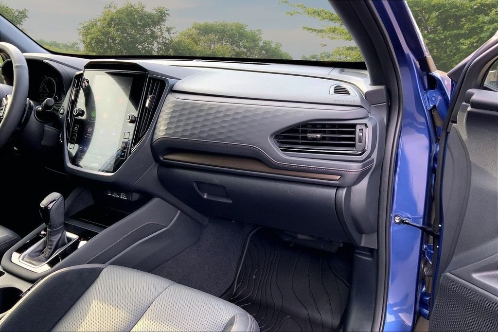 Used 2025 Blue Subaru Touring image 25