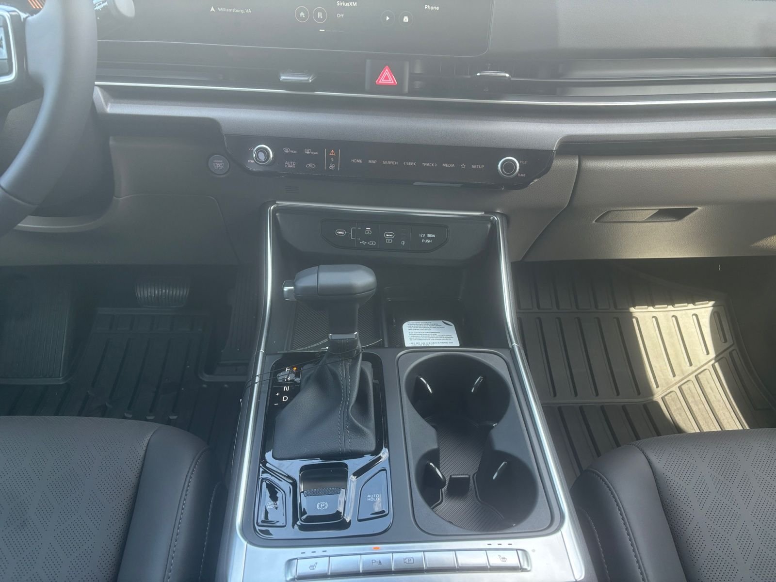 New 2026 Snow White Pearl Kia EX image 11