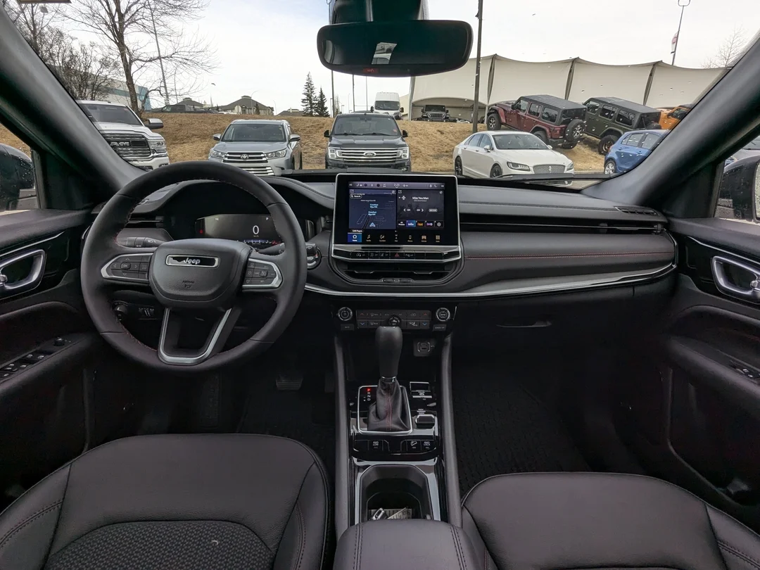 New 2026 White Jeep Trailhawk - - 4x4 - Sun Sound & Nav Group - Pano Roof - Alpine Speakers & More! image 26
