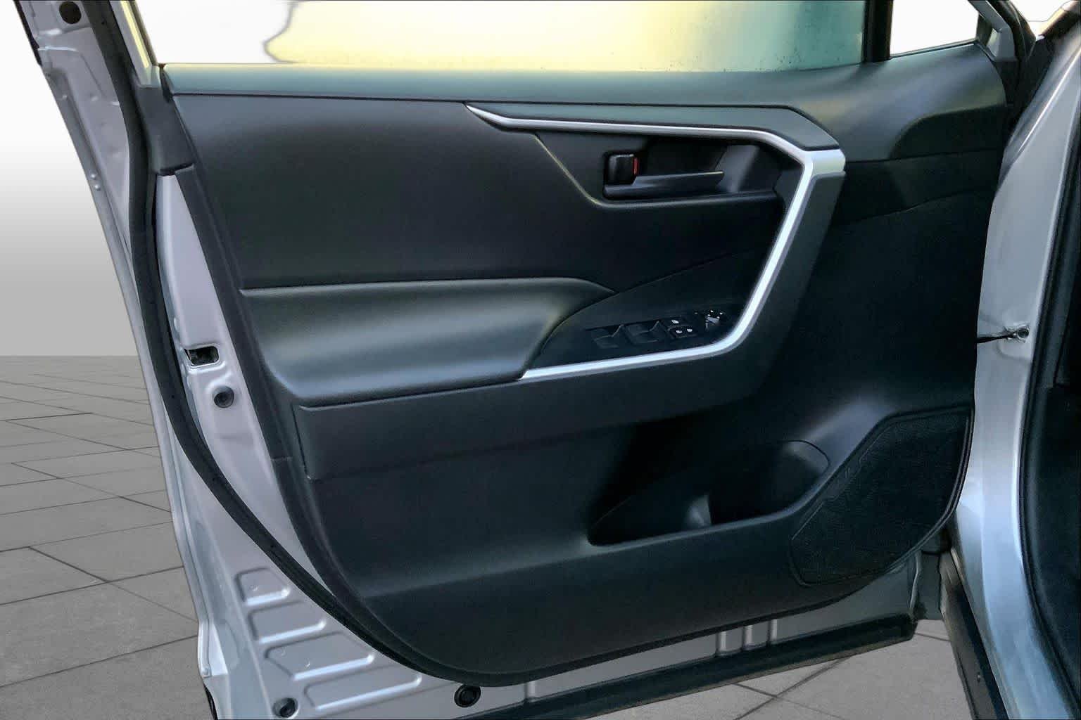 Used 2021 Silver Sky Metallic Toyota LE image 21