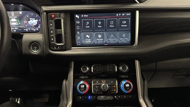 Used 2023 Summit White GMC Denali image 12