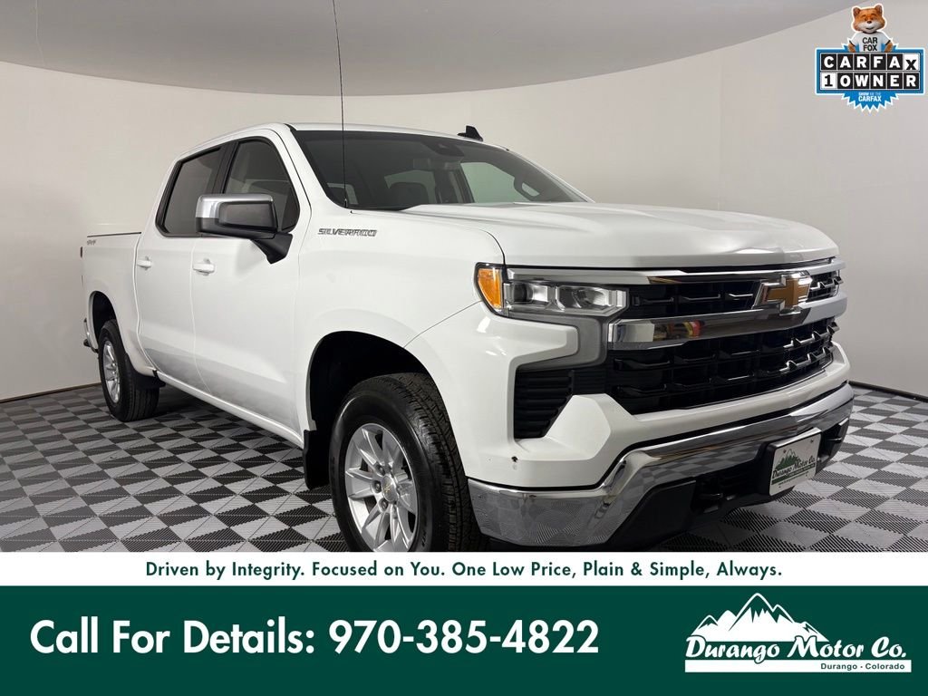 Used 2024 Summit White Chevrolet LT image 5