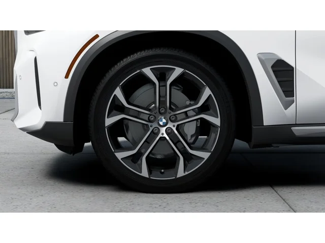 New 2026 Mineral White Metallic BMW sDrive40i image 7