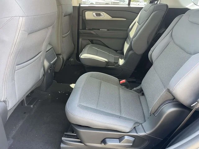 New 2026 Gray Ford Active image 10