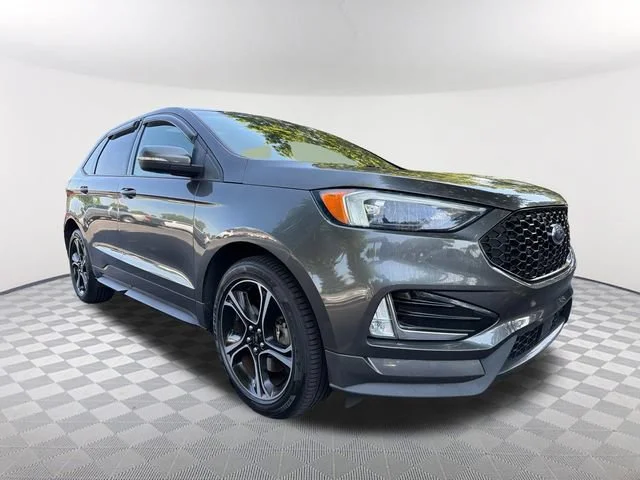 Used 2019 Gray Ford ST image 3
