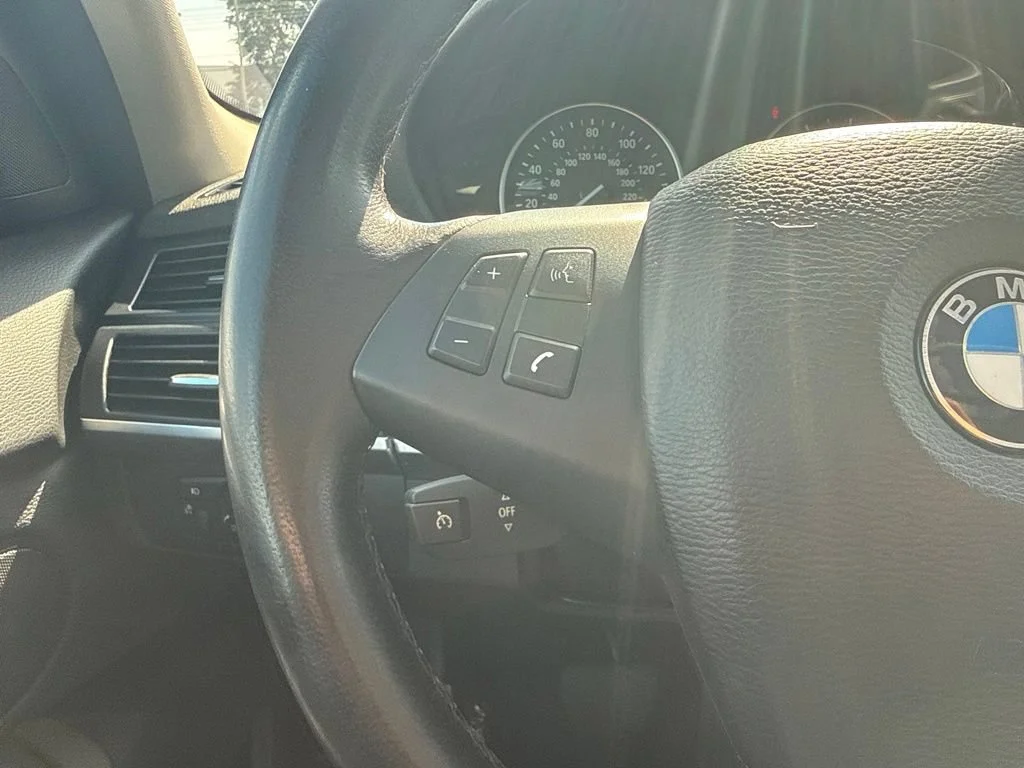 Used 2013  BMW xDrive35i image 17