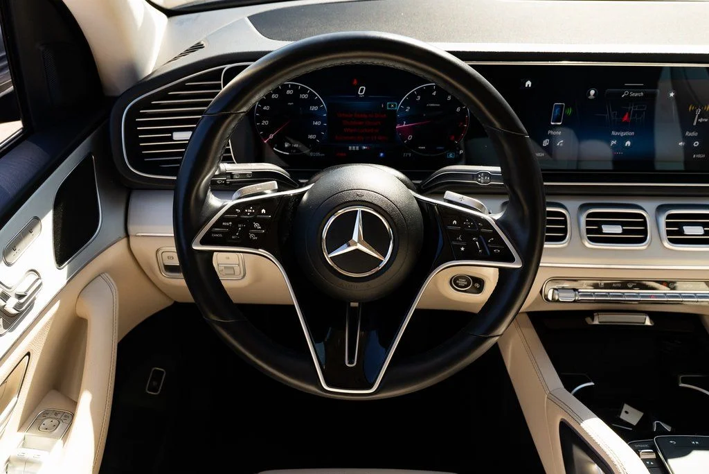Used 2024 Blue Mercedes-Benz GLE 350 image 11
