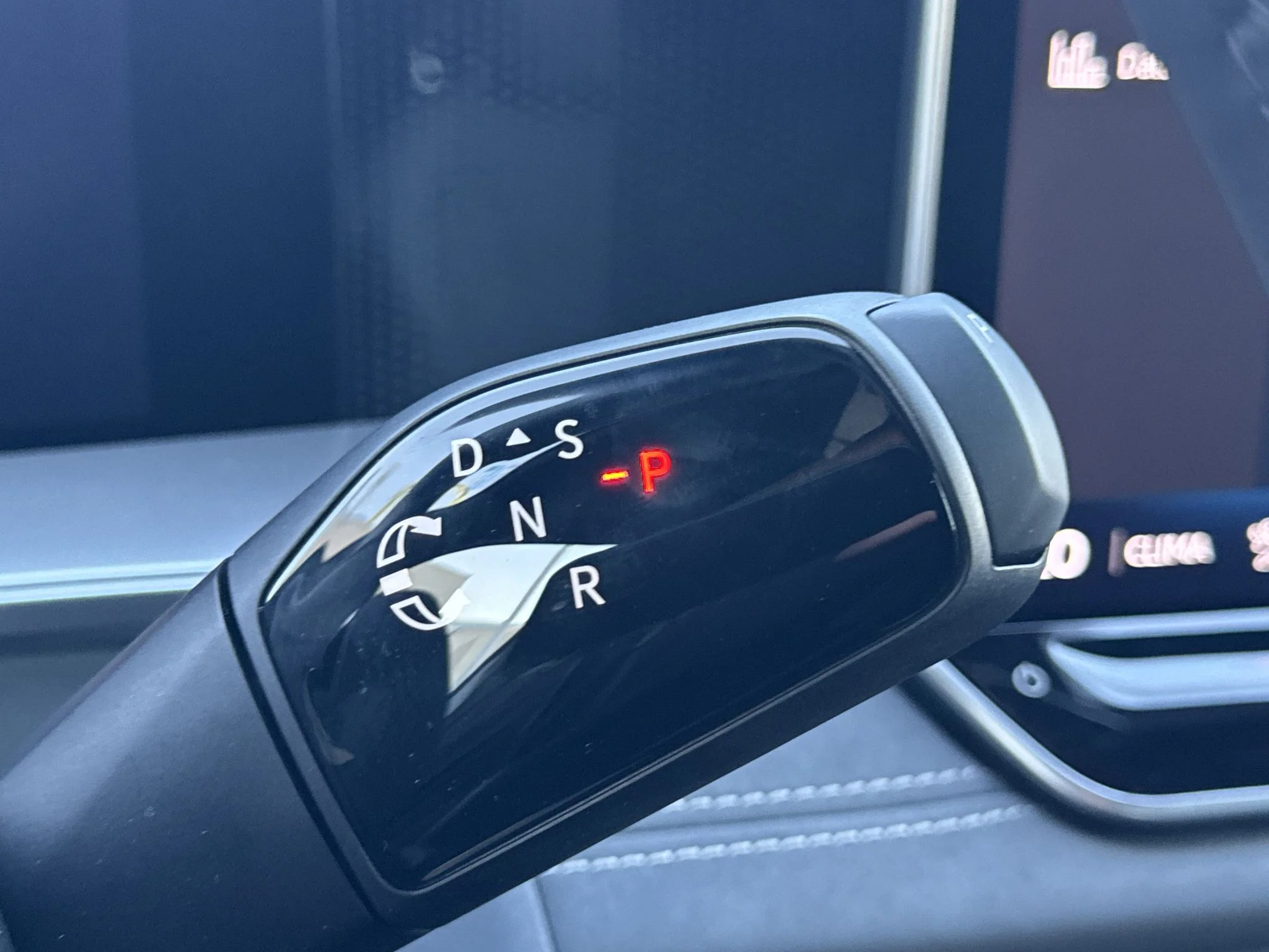 New 2026 Platinum Gray Metallic Volkswagen SE R-Line Black image 28