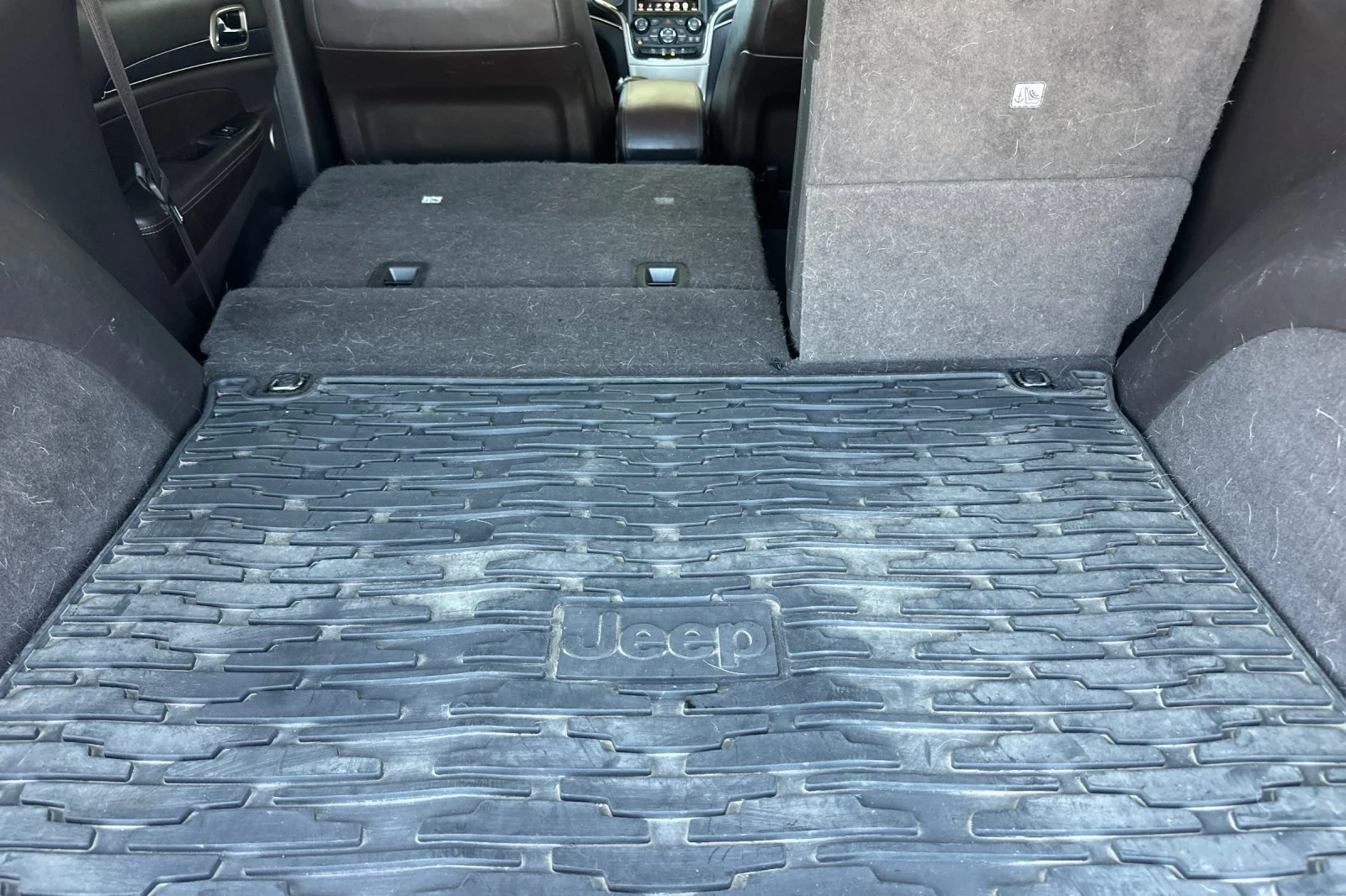 Used 2014 Bright White Clearcoat Jeep Summit image 15