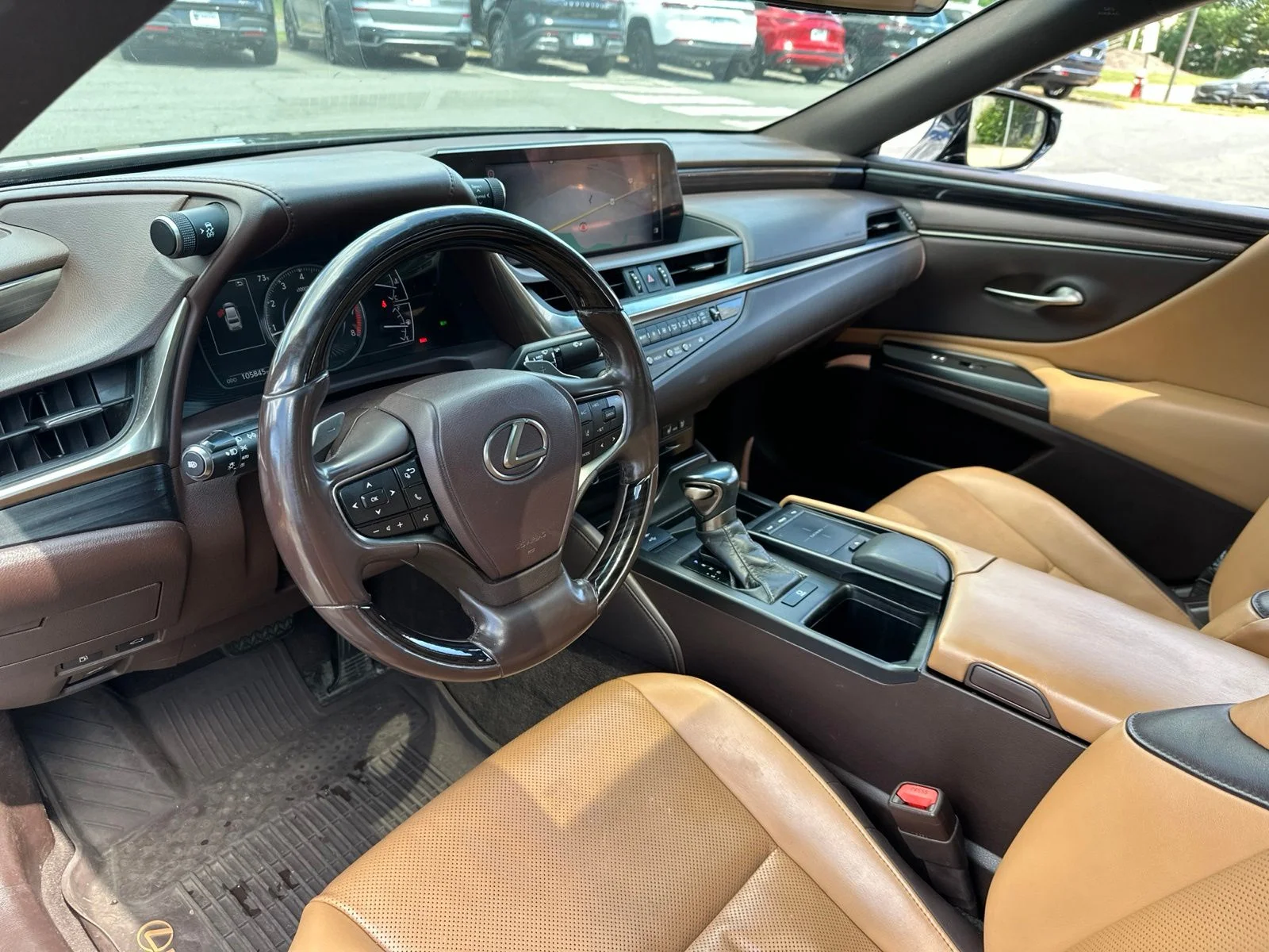 Used 2021 Black Lexus 250 image 31