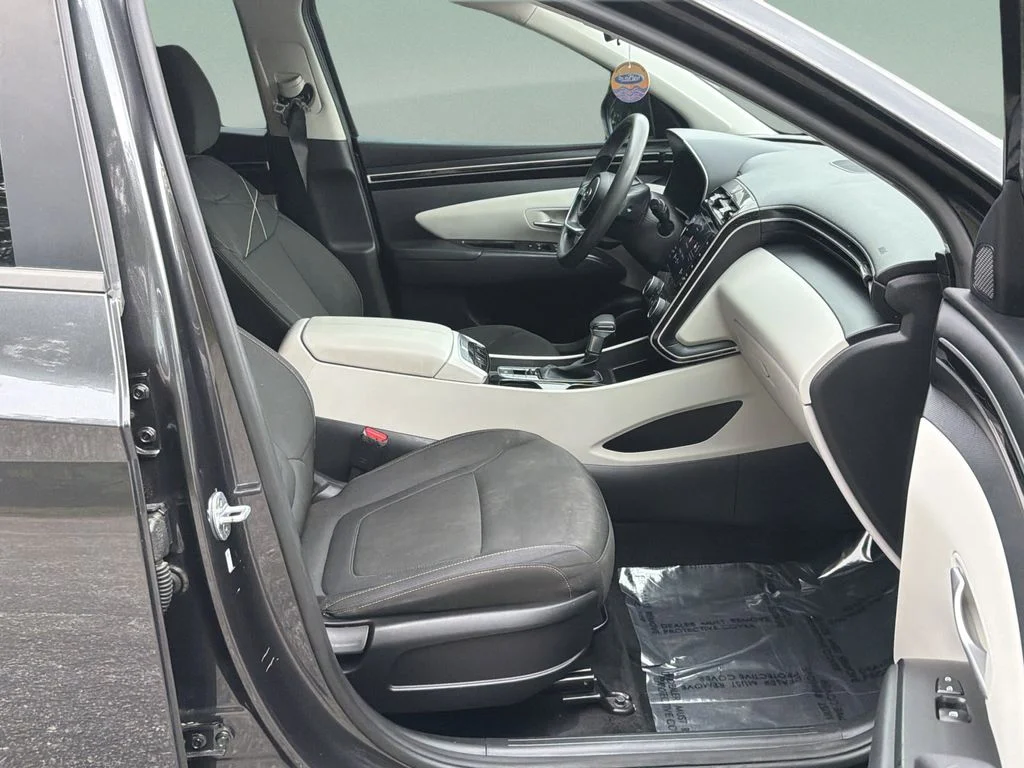 Used 2022 Gray Hyundai SEL image 17