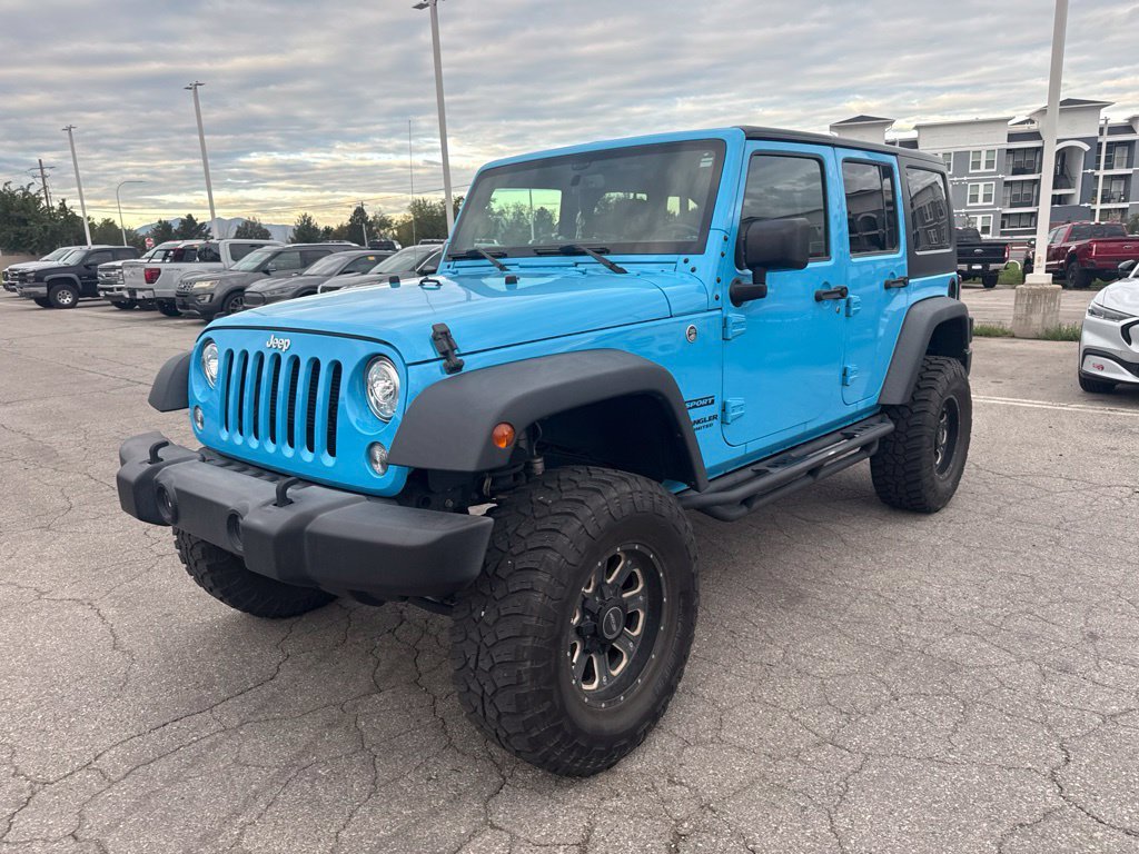 Certified Used 2017 Chief Clearcoat Jeep Unlimited Sport image 16