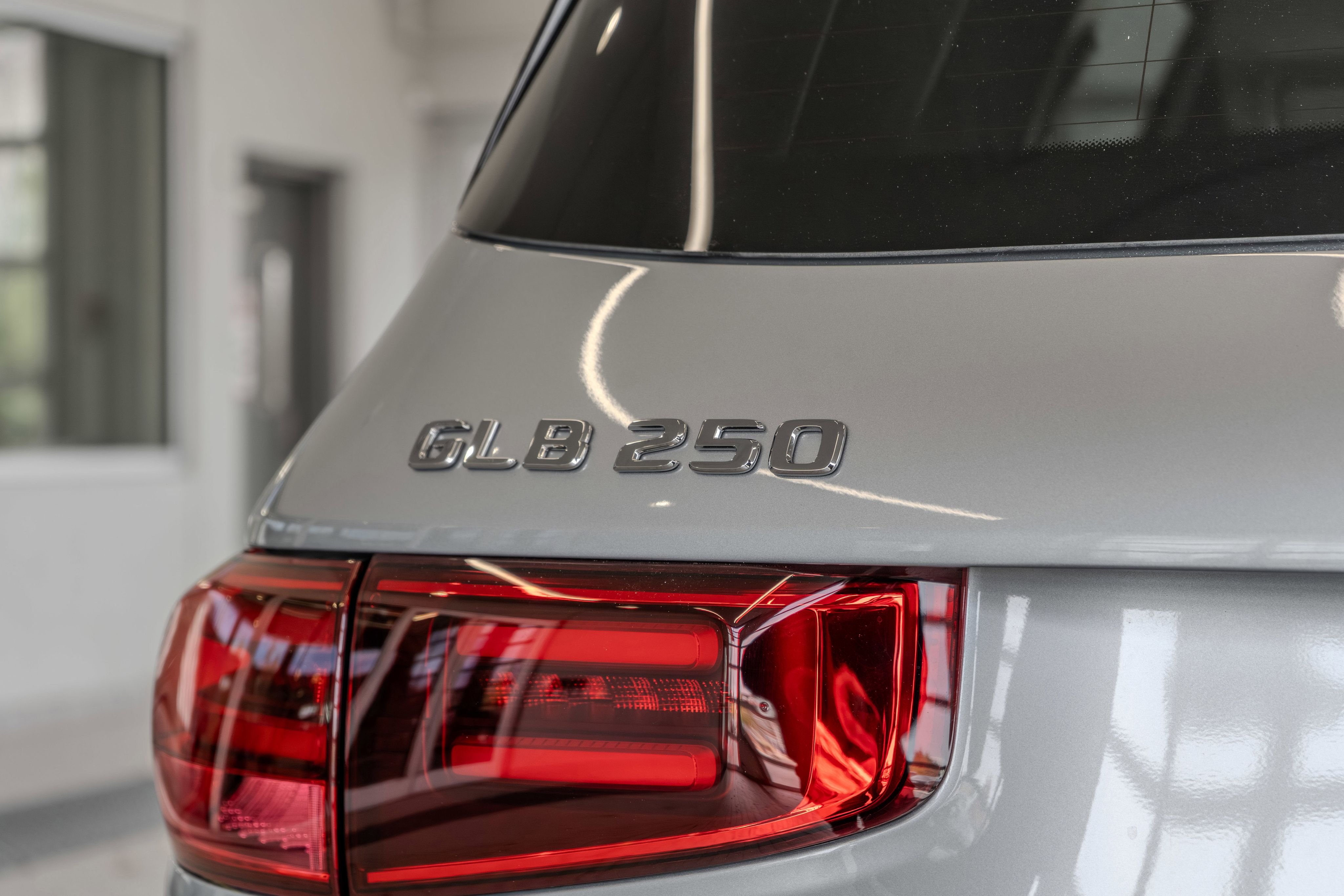 New 2026 Cirrus Silver Metallic Mercedes-Benz GLB 250 image 22