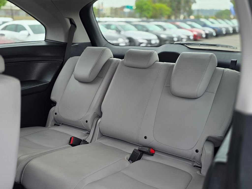 2020 Honda Odyssey EX-L - Photo 18