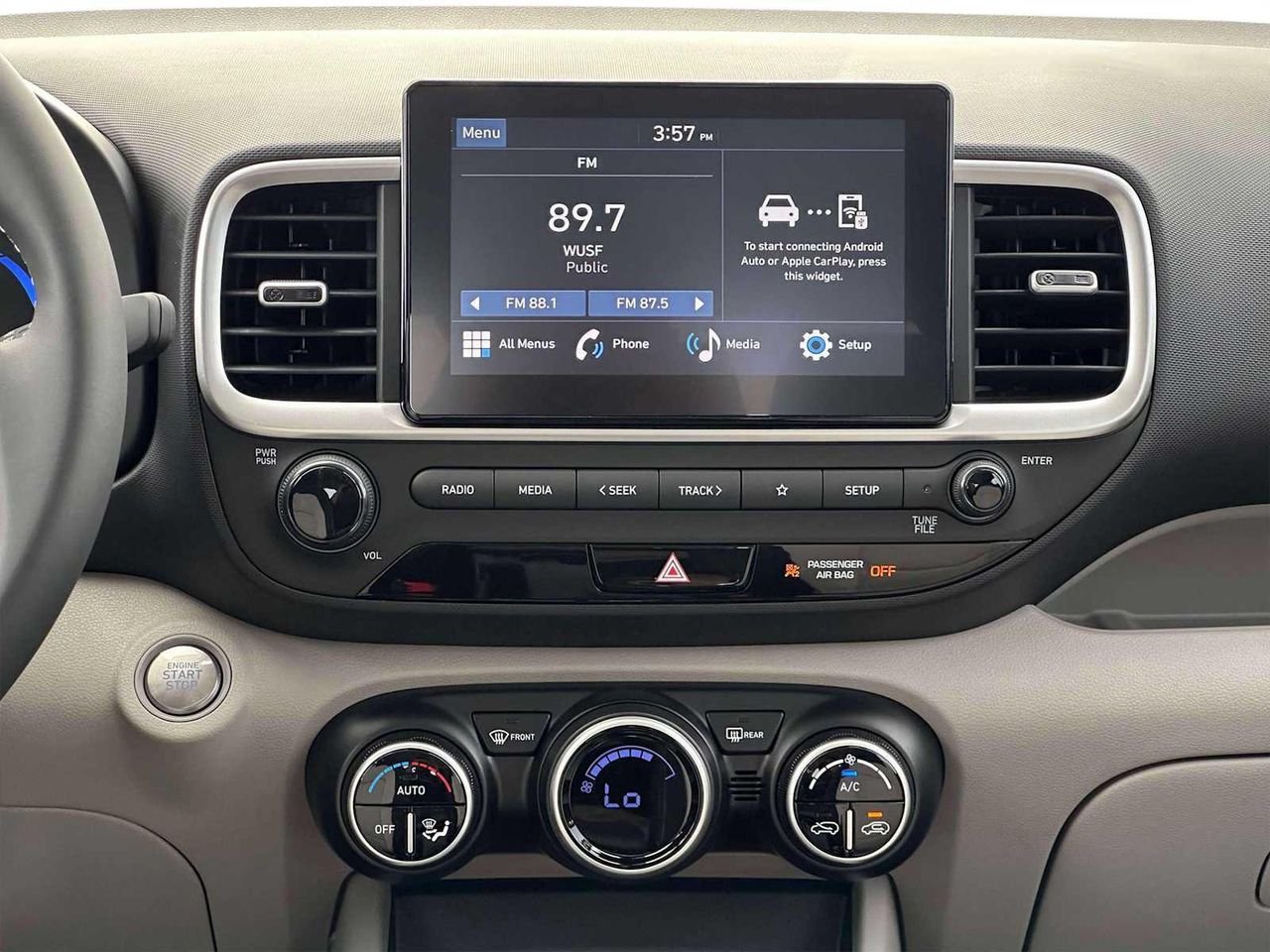 New 2025 Lunar White Hyundai SEL image 15