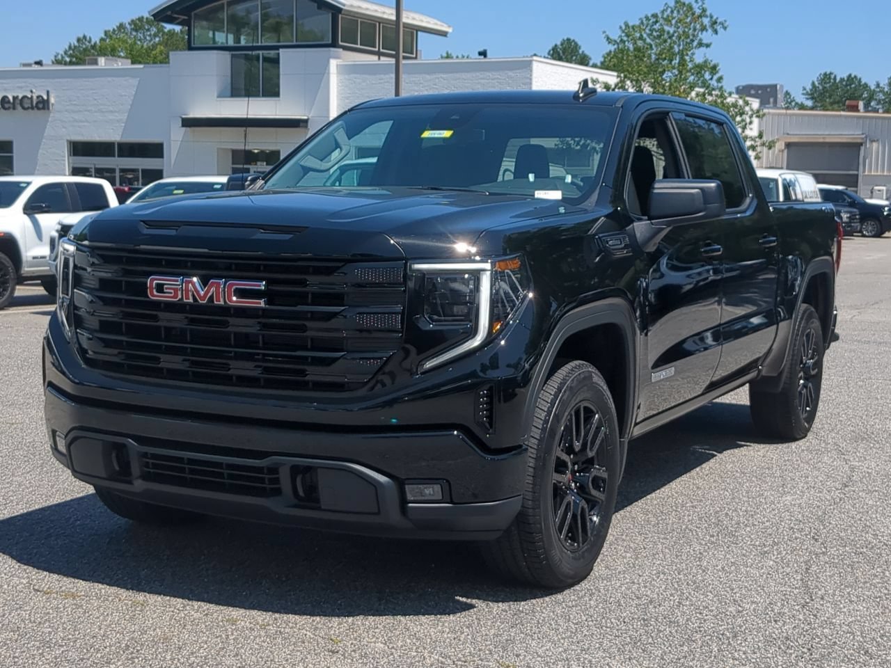 New 2026 Onyx Black GMC Elevation image 4
