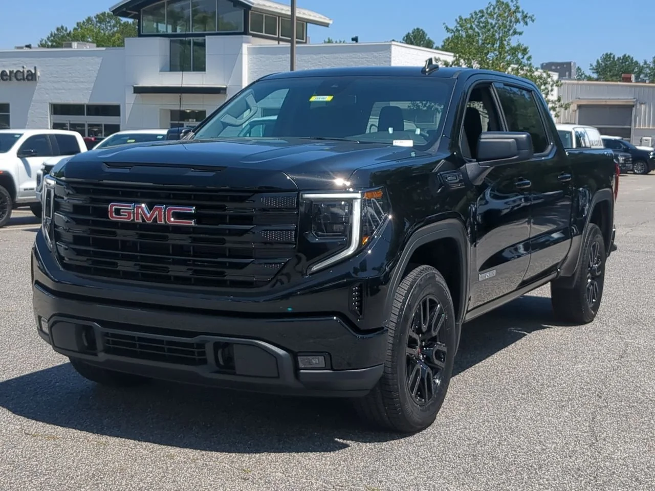 New 2026 Onyx Black GMC Elevation image 4