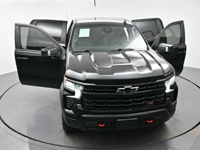 Used 2022 BLACK Chevrolet LT Trail Boss image 43