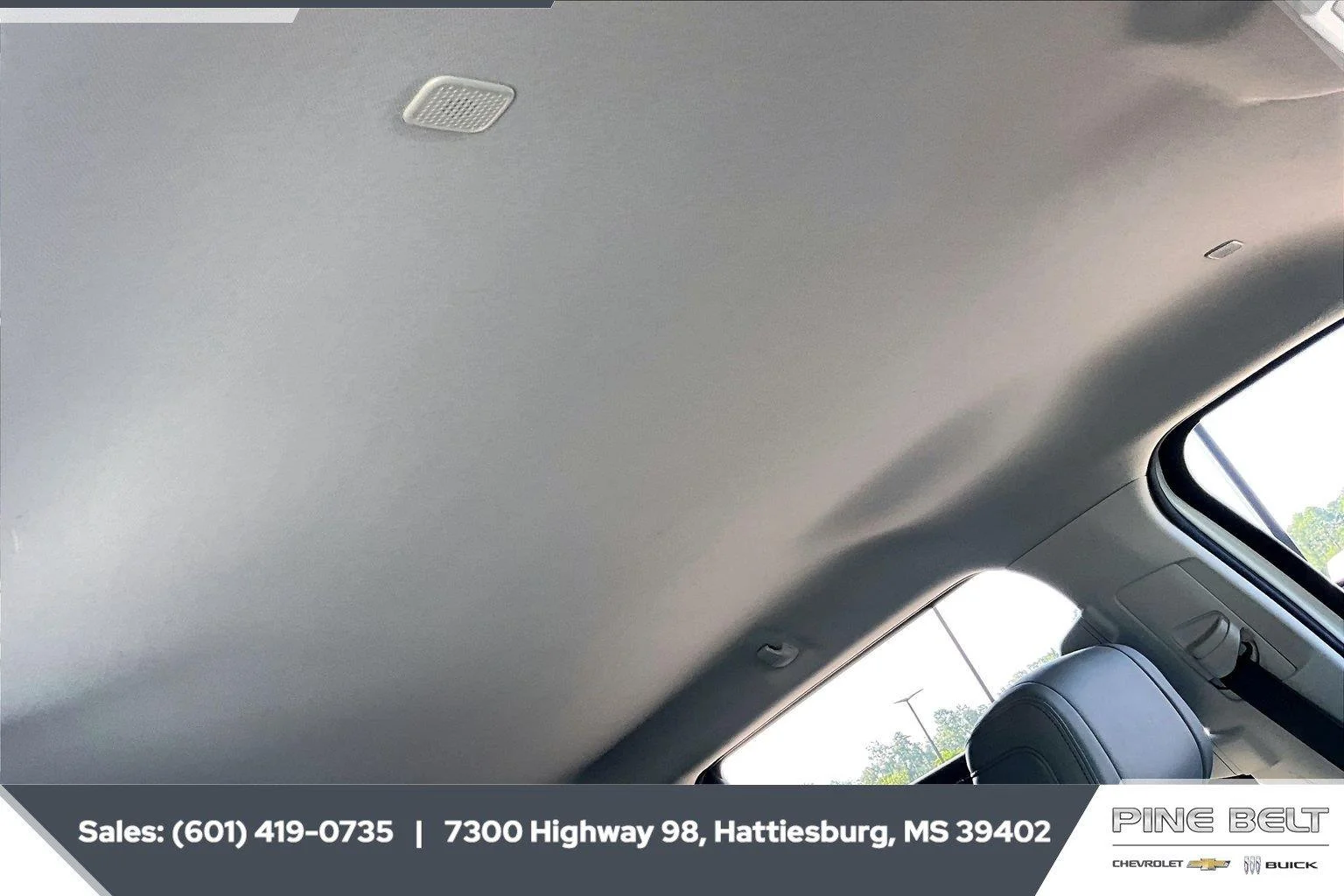 Used 2023 Ice Cap Toyota SR5 image 17