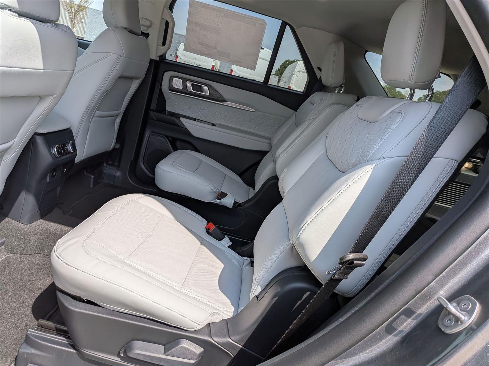 New 2026 Carbonized Gray Metallic Ford Platinum™ image 29
