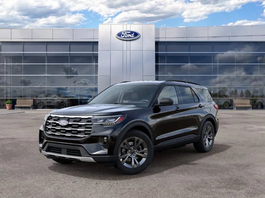 New 2027 Agate Black Metallic Ford Active image 2