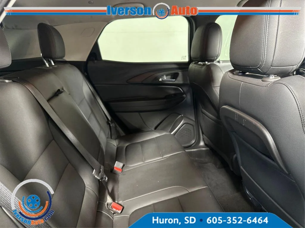 Used 2022 Mosaic Black Metallic Chevrolet LT image 32