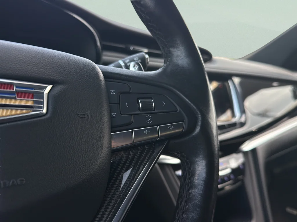 Used 2021 Shadow Metallic Cadillac Sport image 15