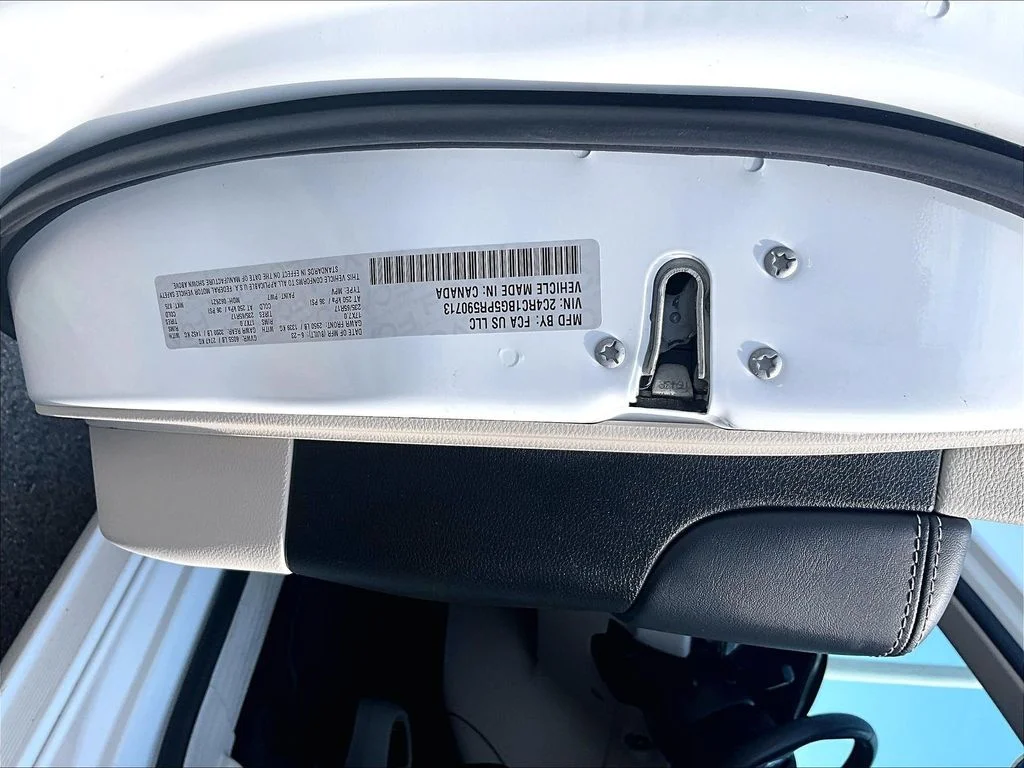 Used 2023 Bright White Clearcoat Chrysler Touring L image 36