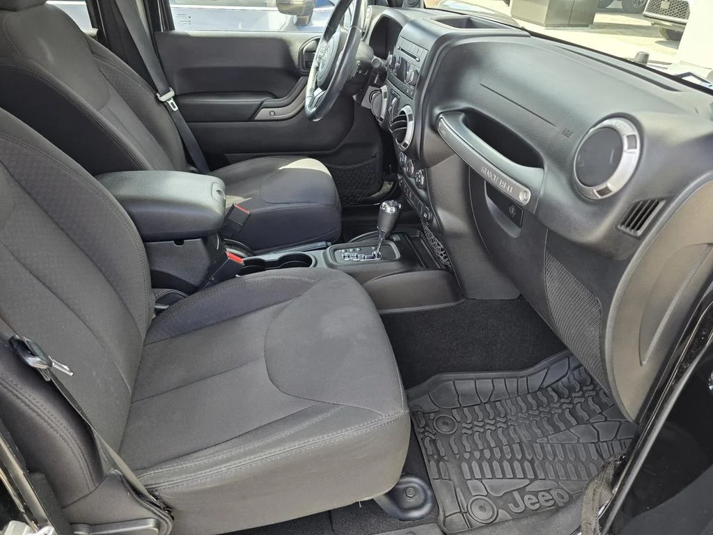 Used 2014 Black Clearcoat Jeep Sport image 22