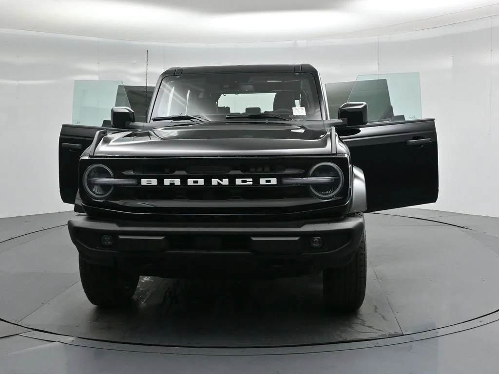 New 2026 Shadow Black Ford Outer Banks image 33