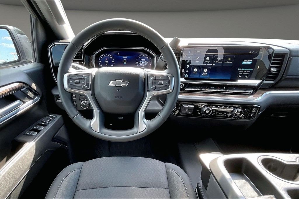 Used 2026 White Chevrolet LT Trail Boss image 12