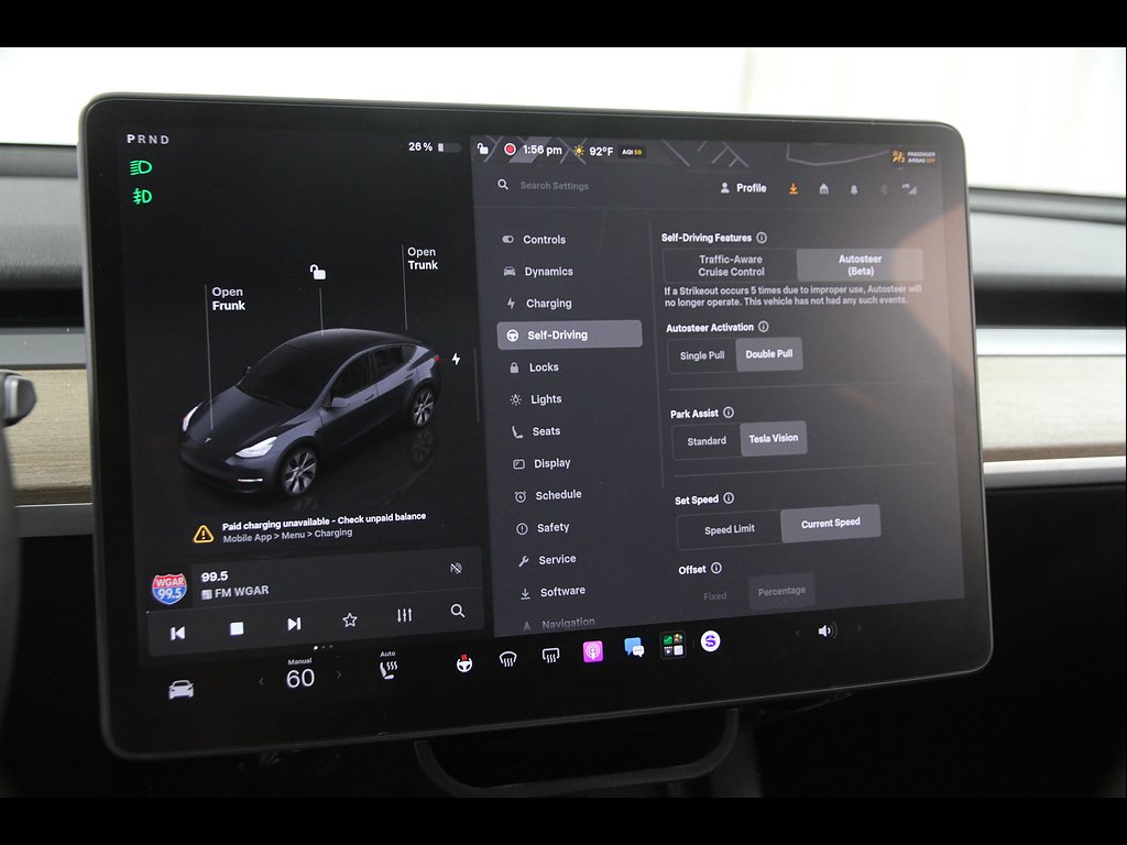 2022 Tesla Model Y Long Range - Photo 10